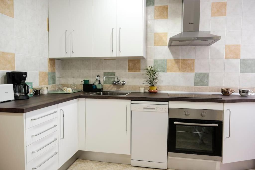Apartamento A 100M Del Ayuntamiento Huelva Dış mekan fotoğraf