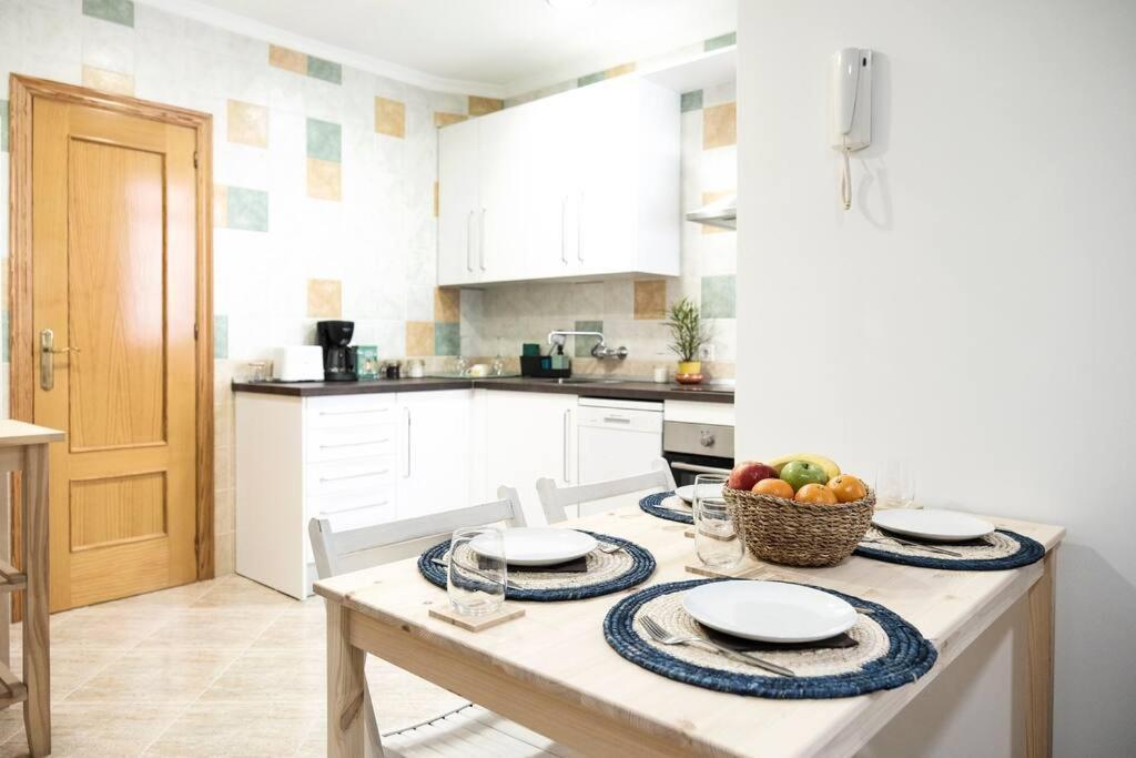 Apartamento A 100M Del Ayuntamiento Huelva Dış mekan fotoğraf